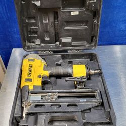 Dewalt DWFP7191 16Ga Nailer