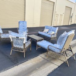 6PCS Patio Modern Sets Furniture with 2-Seat Sofa, 2 Chairs, 2 lounge chairs ,1 Coffee Table