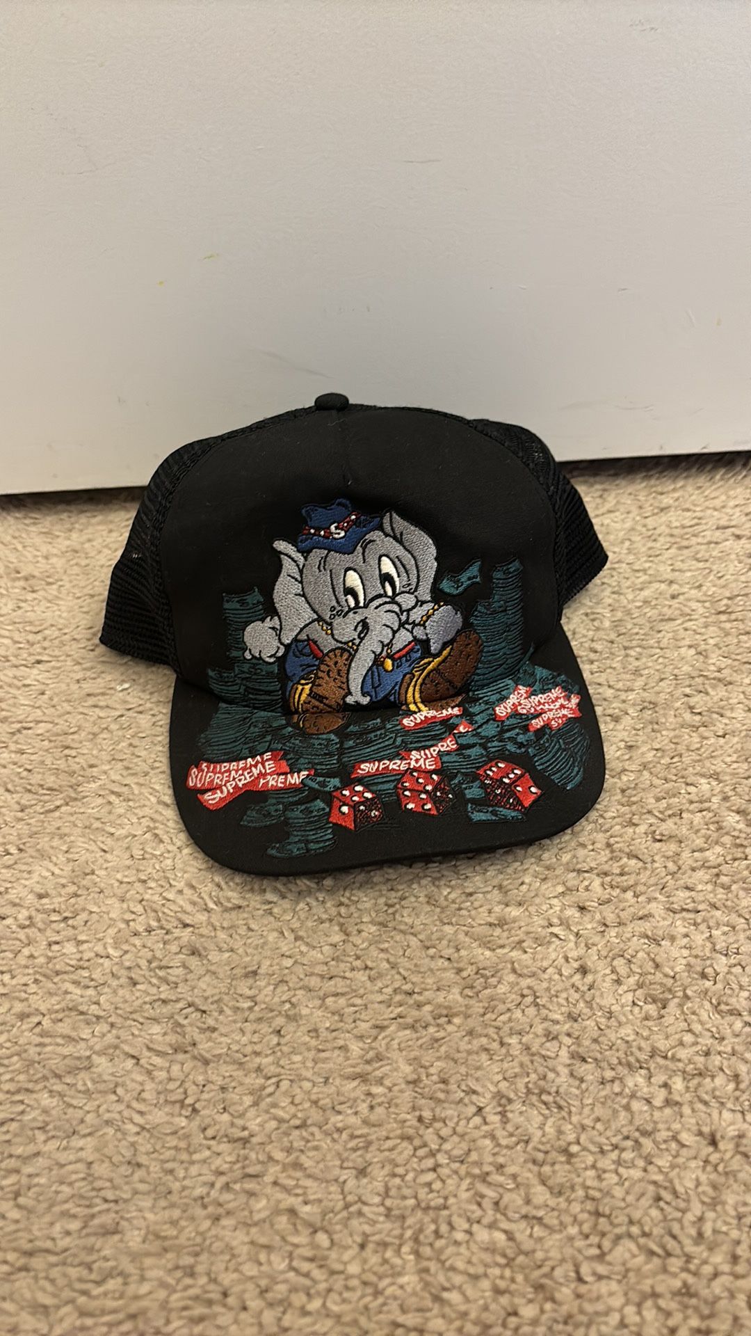 SUPREME HAT