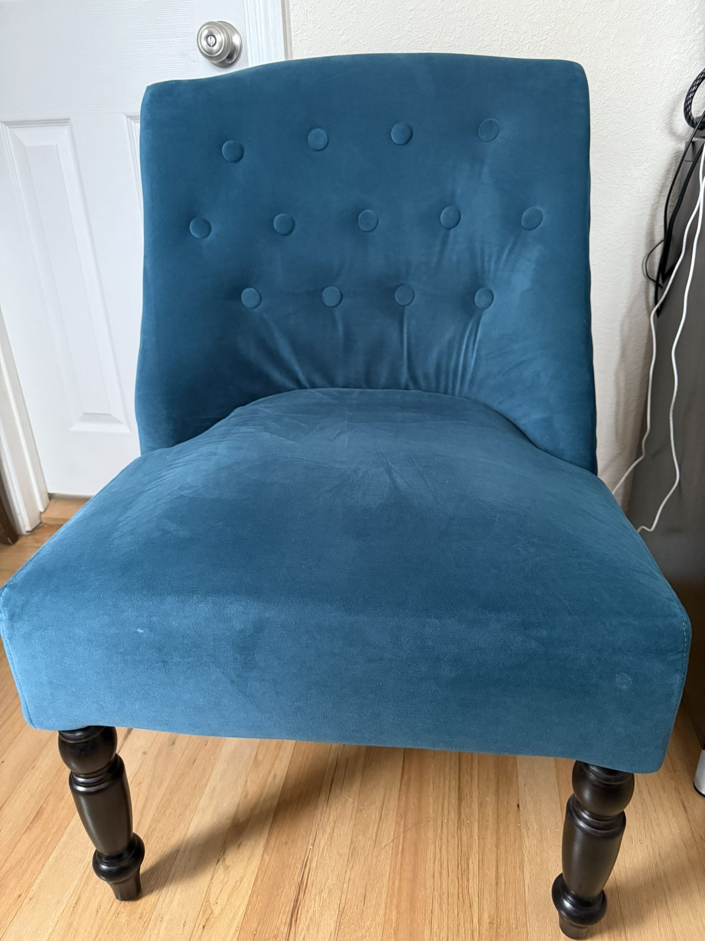 Accent Blue Velvet Tufted Chair Must Go