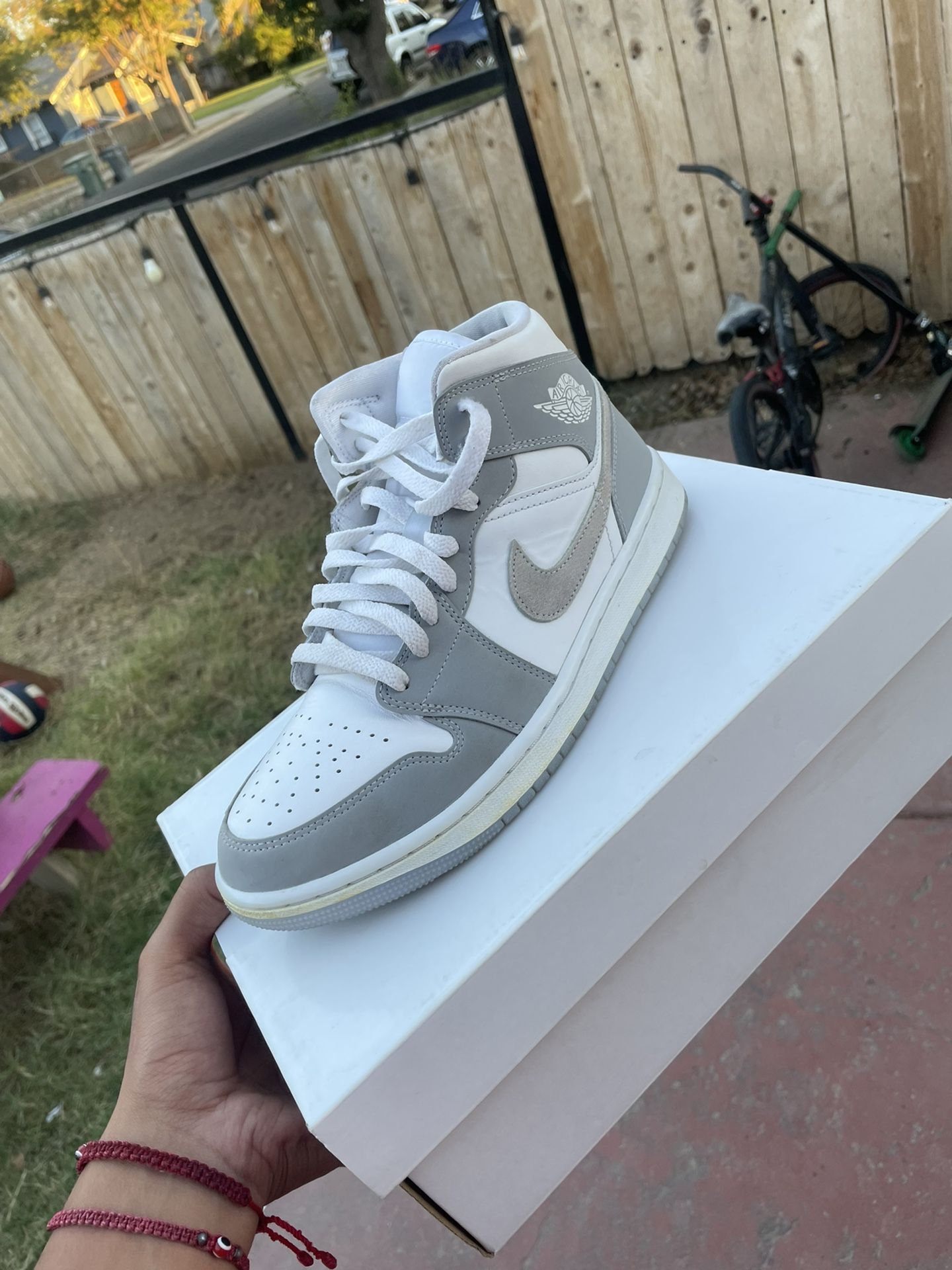Jordan 1 Mid Wolf Grey