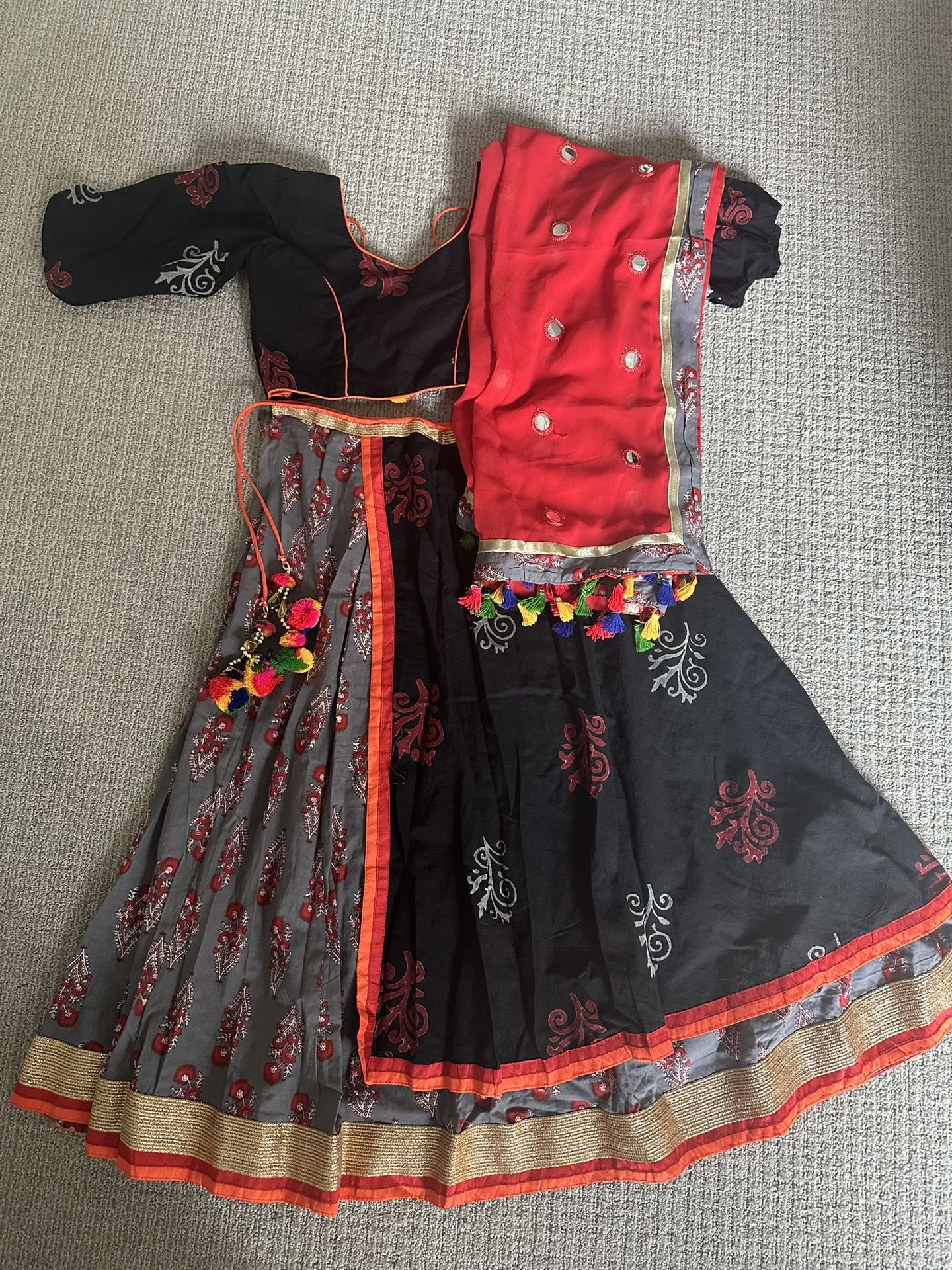 LEHENGA CHOLI- GIRLS (10-12 yrs)!