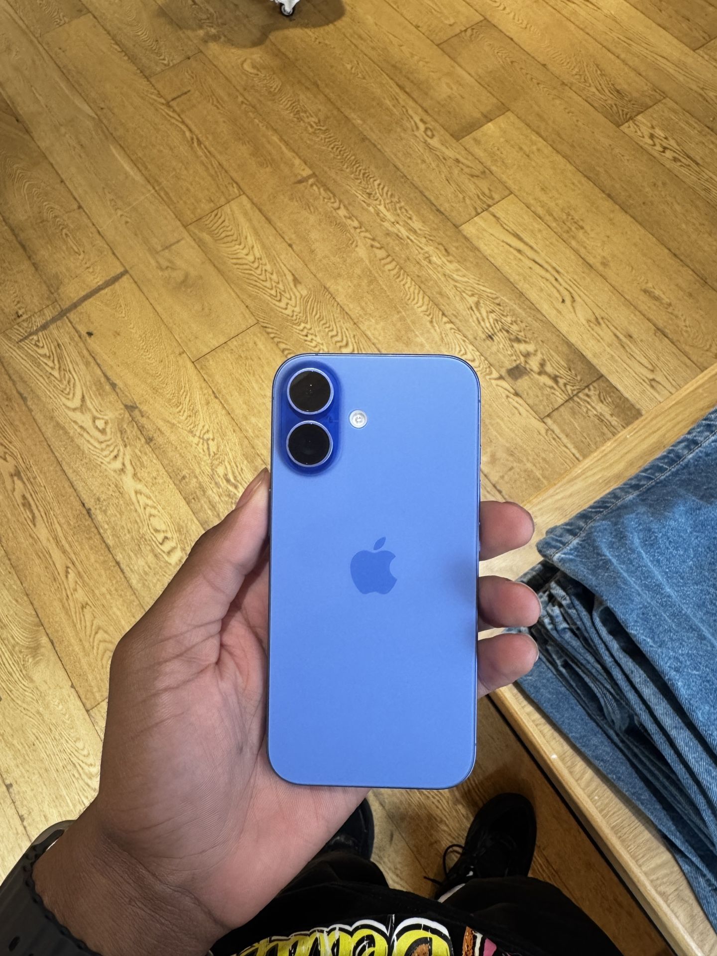 iPhone 16 128gb (UNLOCKED)