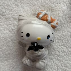 Mummy Hello Kitty Ceramic