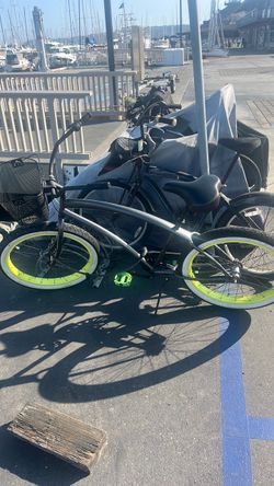 Adult Beach cruiser bike