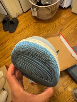 Air Jordan 1 university blue
