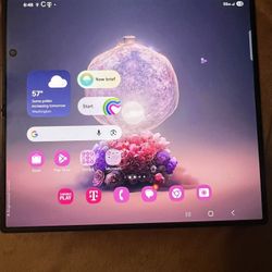 Samsung Fold 7 ….512g  w/ T-Mobile 
