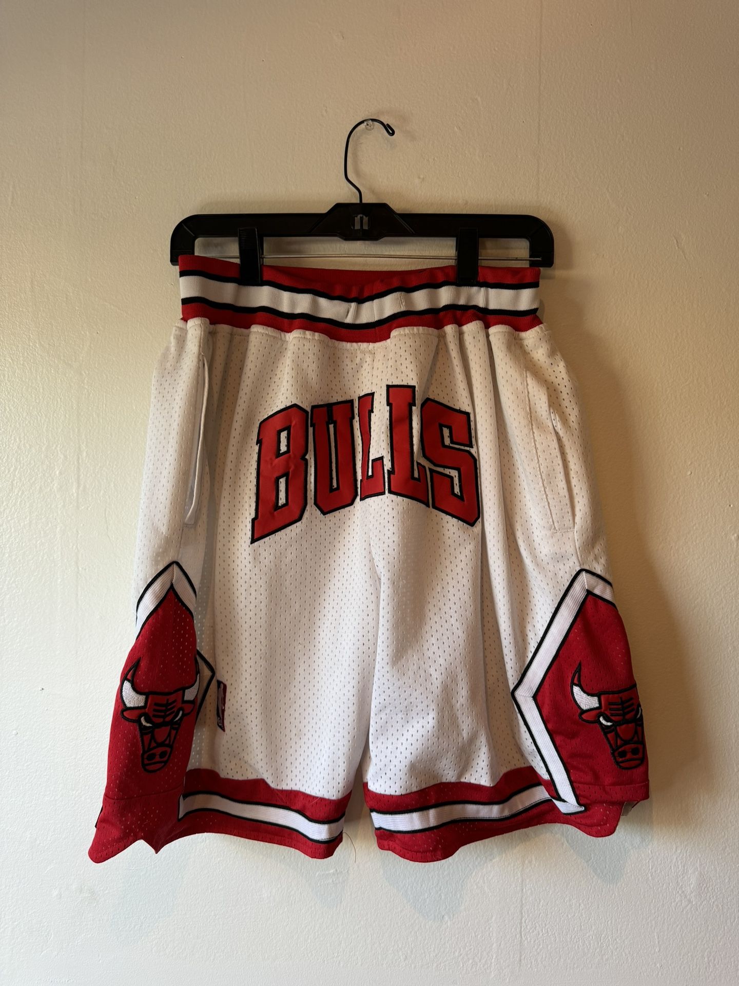 Just Don Chicago Bulls 1997 Finals Basketball Shorts Size L