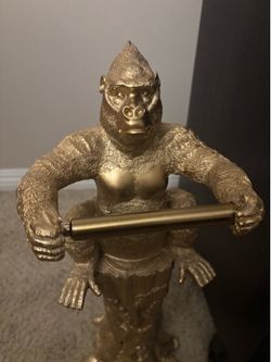 Gold Gorilla Toilet Paper Holder – Unique Bathroom Décor