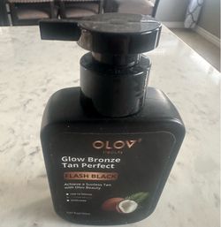 New never used self tanning lotion