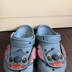 Stitch Crocs 