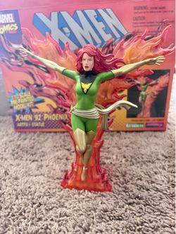 X-men statue