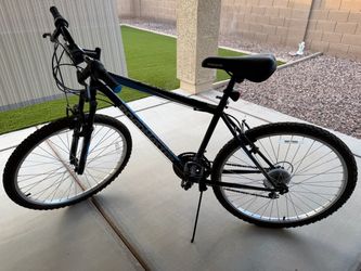 Roadmaster Mountain Bike Black Blue 26”