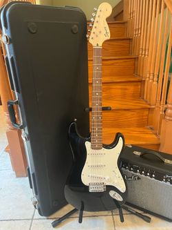Squier Affinity Stratocaster w/ Hardshell Case, Fender Amp