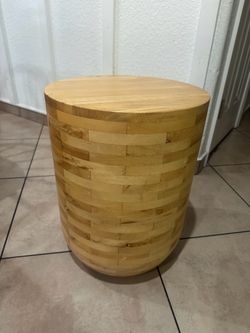 Threshold wood accent table