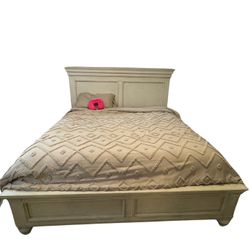 King Bedframe 