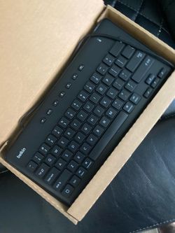 Wired Keyboard For IPad