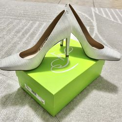 Work Heels - DM Your Offer!