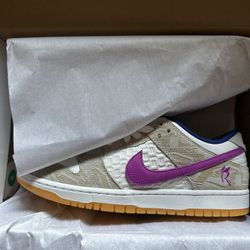 Nike SB Dunk Low Sizes Available 11,