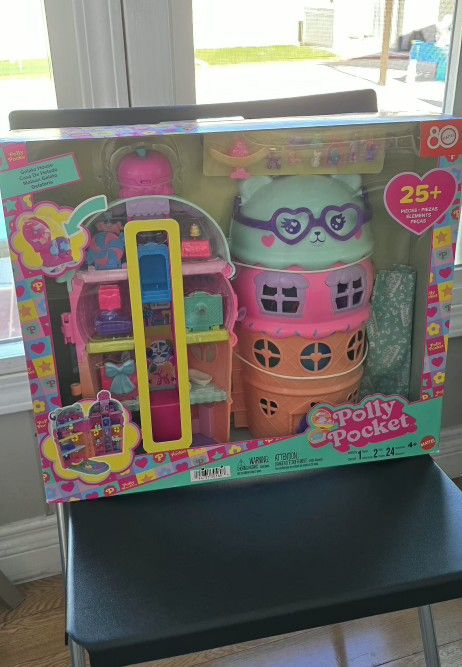 Polly Pocket Gelato I've Cream Bear House Playset