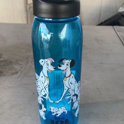DISNEY 101 Dalmatians 28oz  Water 💧 Bottle New