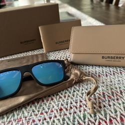 Burberry Sunglasses 