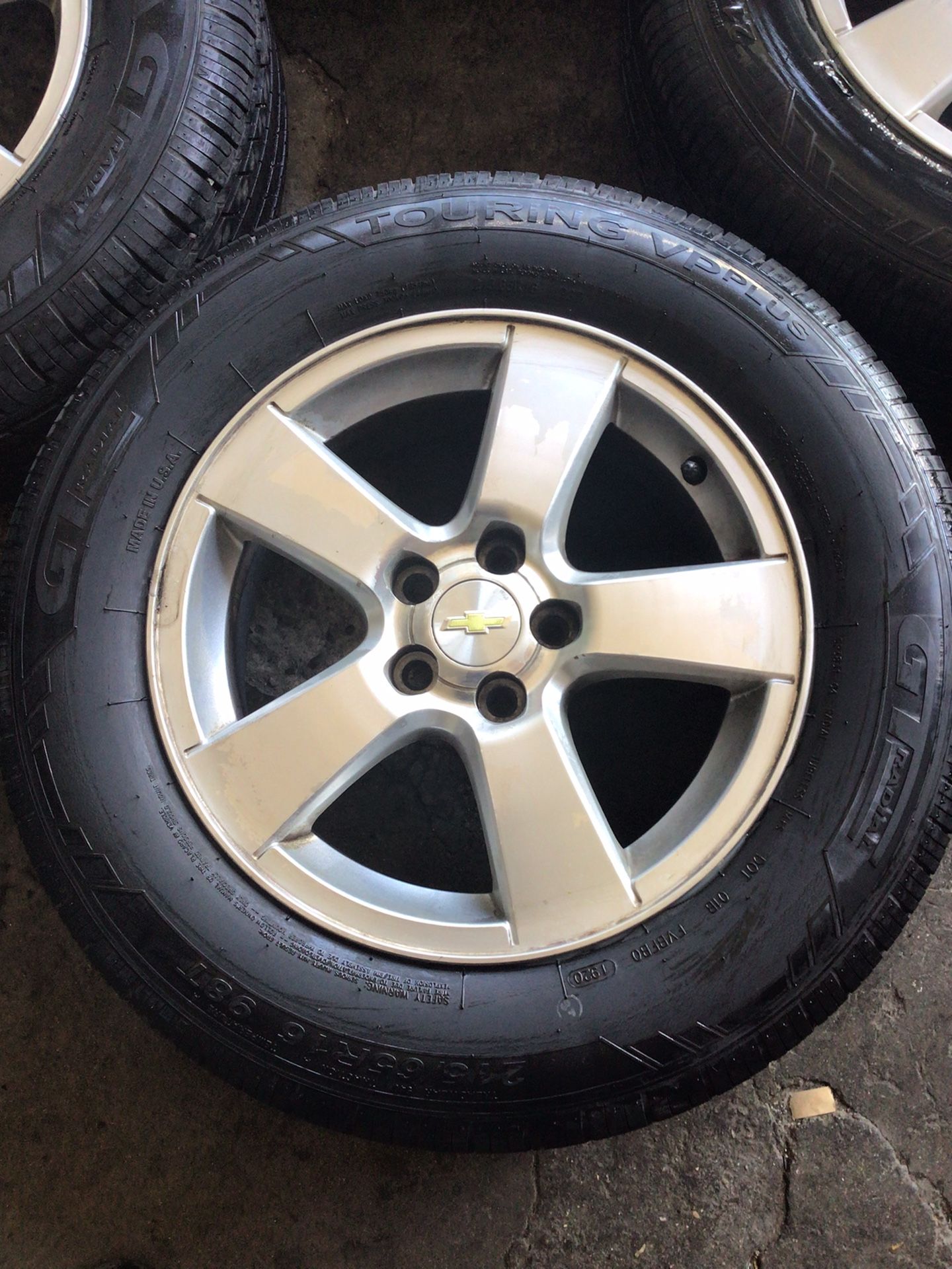 11-15 Chevy Cruze Rims & Tires 5lug 16*6.5"