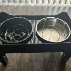 NEW!! Mess-free Elevated Dog/Pet Bowl