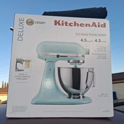 Kitchen Aid 4.5 QUARTS Tilt Head Stand Mixer