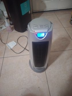 POWER ERZONE CERAMIC TOWER HEATER 12" 5A 120V 750 /1500 W 1500W HEATING 2 HEAT SETTINGS Modelo KPT 2oooB
