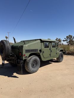 2009 AM General HMMWV