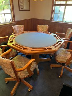 Poker table with chairs 7
