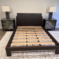 Queen size Bed With Nightstands 