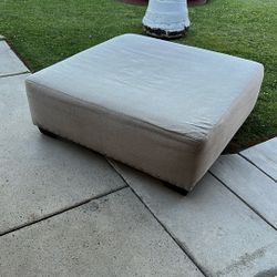 solo couch piece 