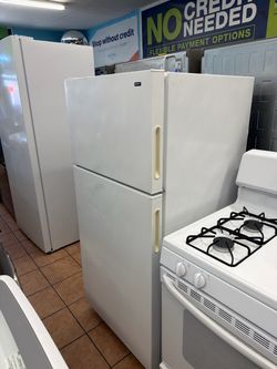 Hot point refrigerator 30”