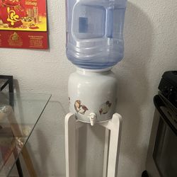 Water Dispenser