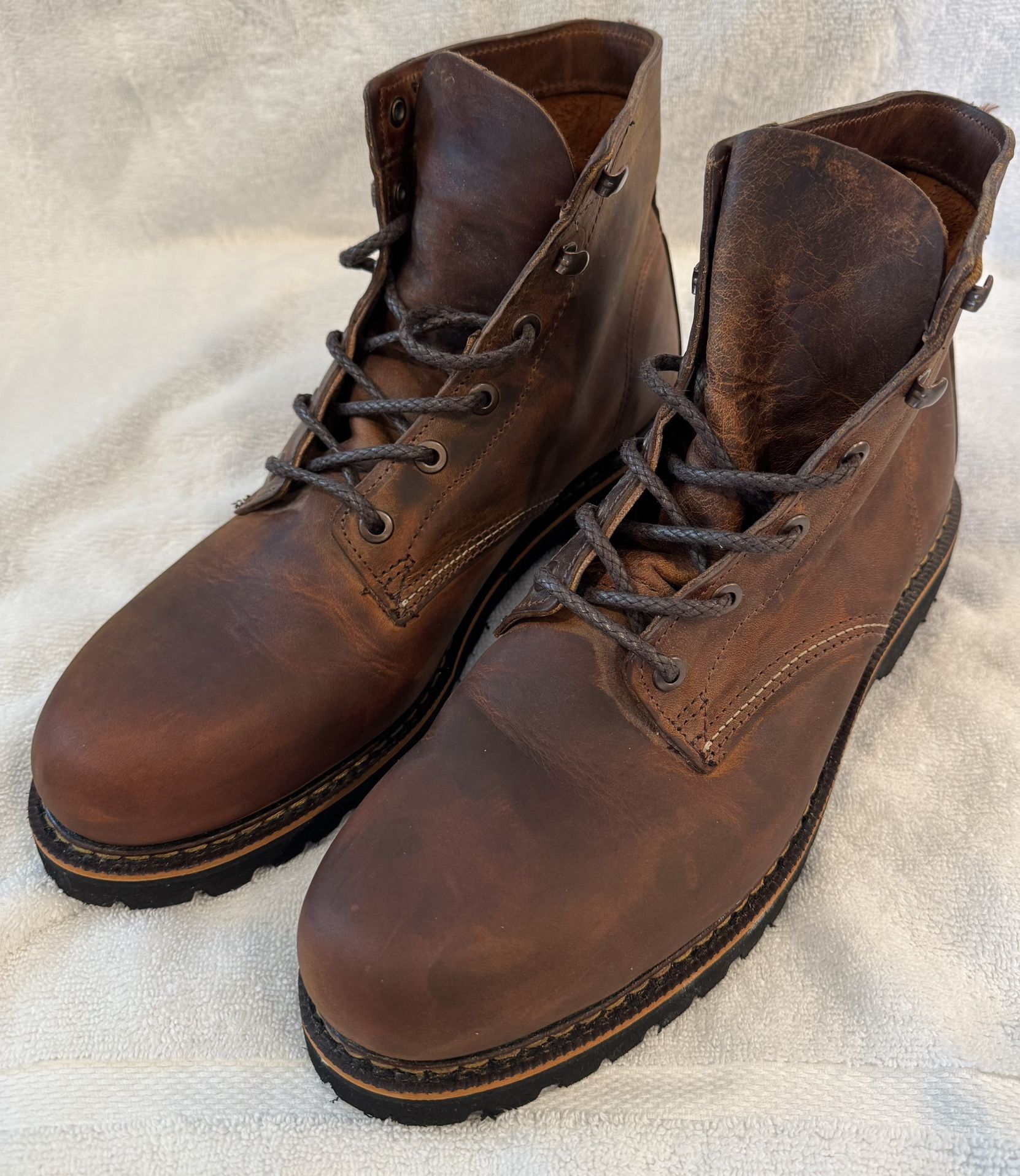 Wolverine 1000 Mile Rugged Plain-Toe Boot