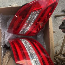 W204 C Class Taillights 