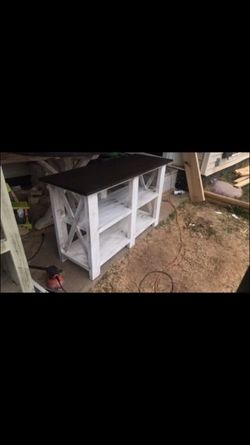Freshly built Farmhouse Style entry/console table.
