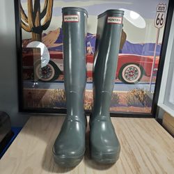 Hunter Green 16 Inch Tall Rain Boots Women's Size 7 M Original Gloss #W23616
