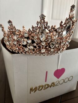 Moda 2000 crown 👑 15th 