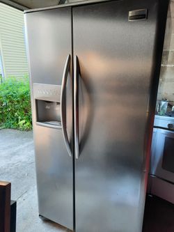 Frigidaire frigerator