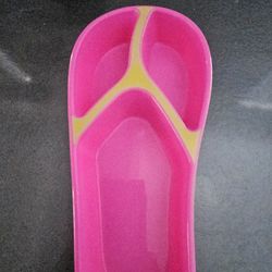 BRAND NEW Plastic Pink Flip Flop Serving Platter
