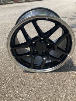Gm Rim Good Condition Only Have One
