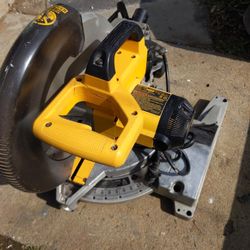 DeWalt Miter Saw 12inch 