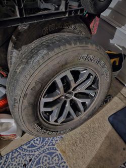 Ford Rims and tires for Ford f150 used dont need