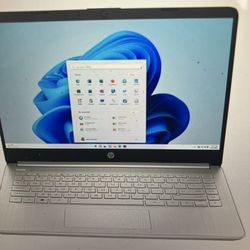 14” HP Stream Laptop - Office 365 - New In Box $319 New! Never  Used! 