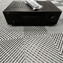 Yamaha Natural Sound Receiver R-S201