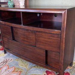 Gorgeous Magnussen nova wood media chest