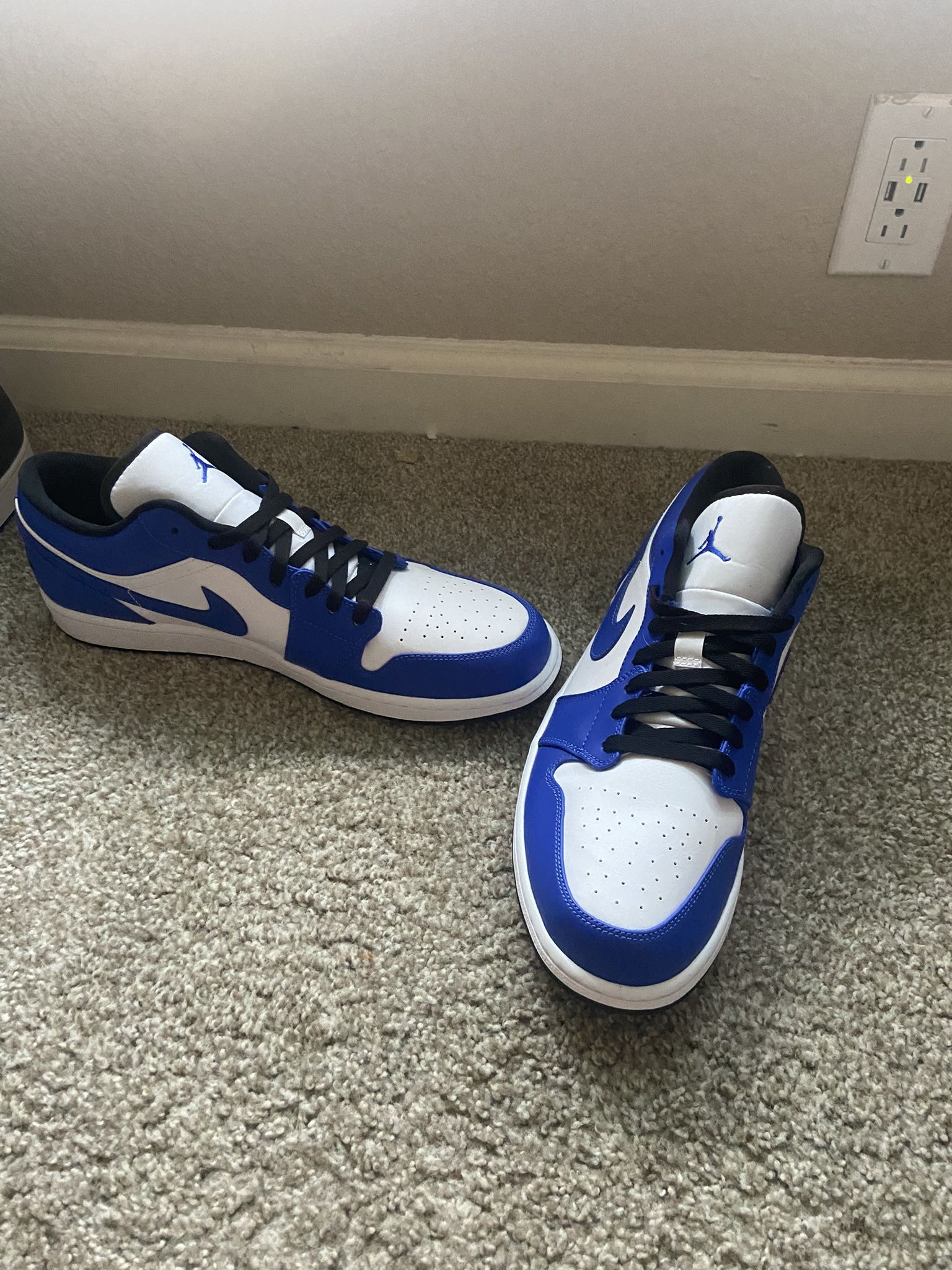 Jordan 1 Low Game royal